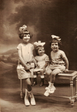 Les trois sœurs, Marie-Madeleine, Marguerite, Hélène